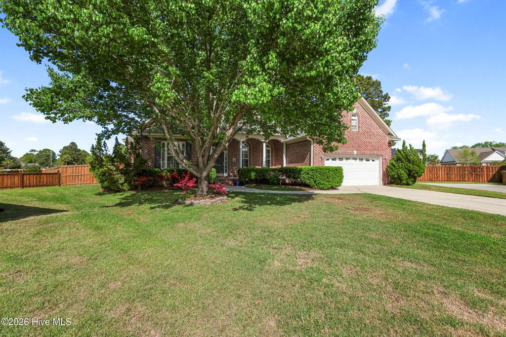 Photo of 1111 Parkmore Court, Leland, NC 28451 (MLS # 100565285)