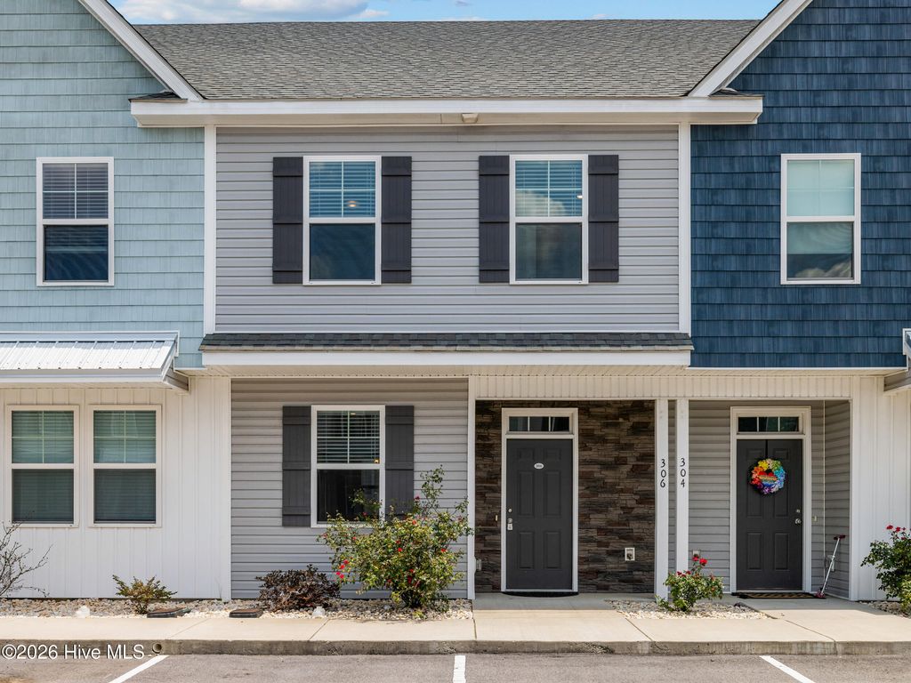 Photo of 306 Starfish Lane, Sneads Ferry, NC 28460 (MLS # 100572477)
