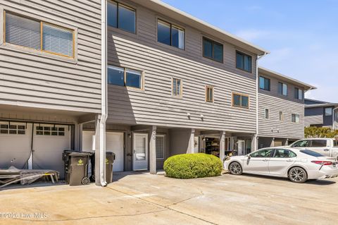 Tiny photo for 600 Linksider Drive #Apt C5, Wilmington, NC 28412 (MLS # 100569353)