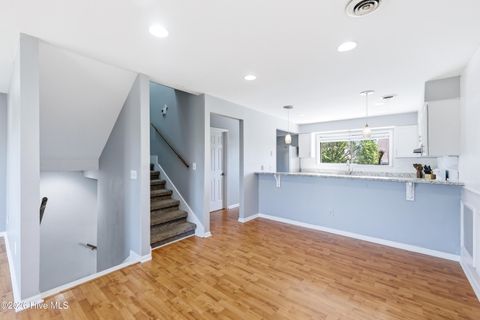 Tiny photo for 600 Linksider Drive #Apt C5, Wilmington, NC 28412 (MLS # 100569353)