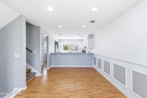 Tiny photo for 600 Linksider Drive #Apt C5, Wilmington, NC 28412 (MLS # 100569353)