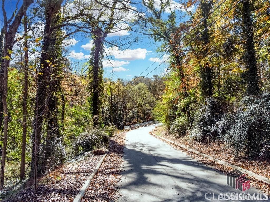 Photo of 589 West Lake Drive, Athens, GA 30606 (MLS # CM1027326)