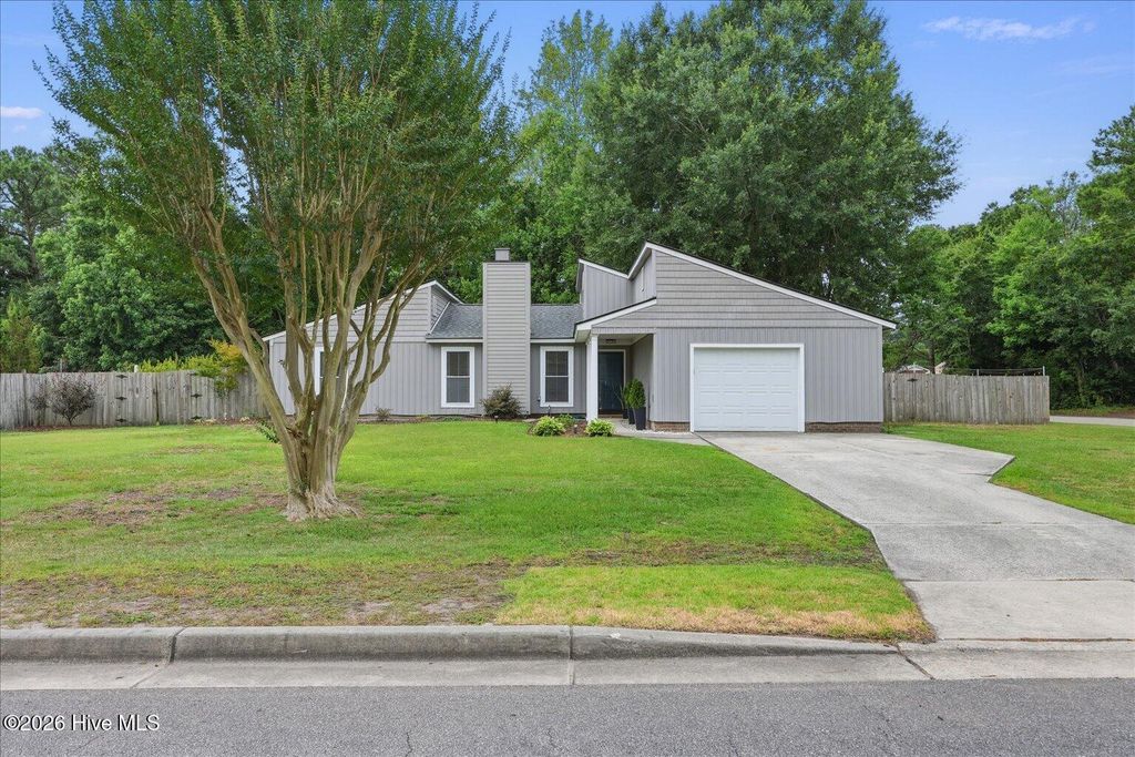 Photo of 4716 Waltmoor Road, Wilmington, NC 28409 (MLS # 100582644)
