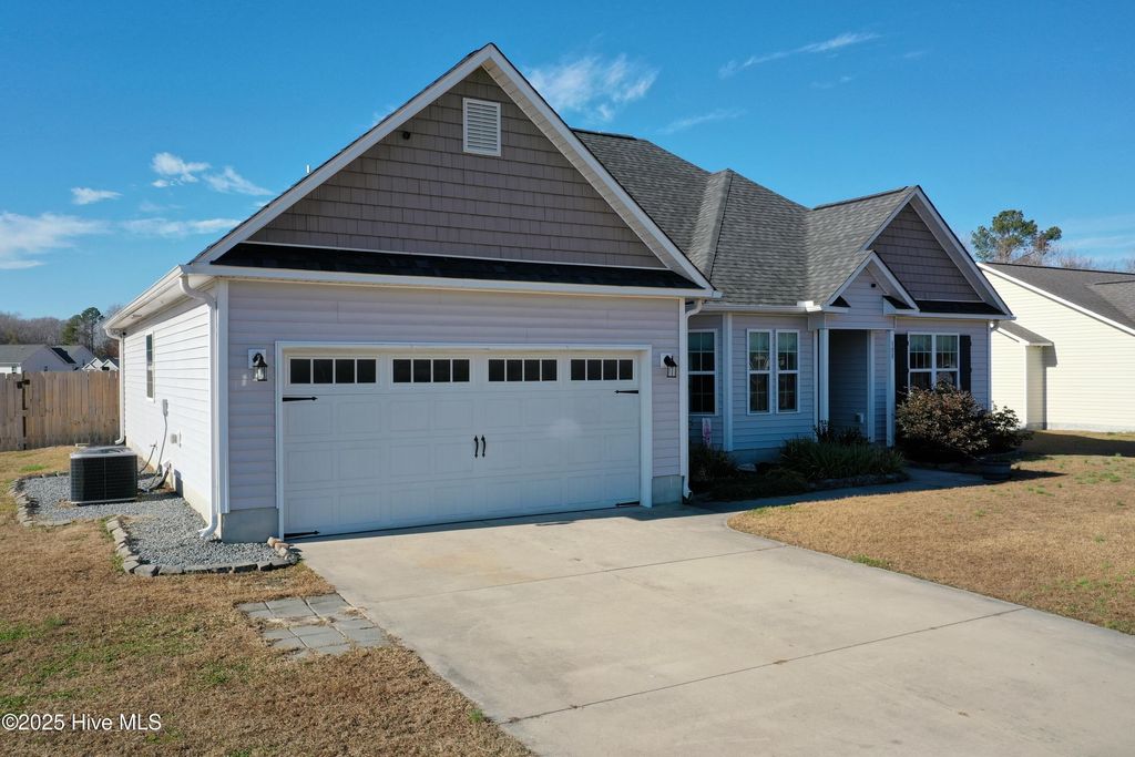 Photo of 108 Stony Brook Way, Jacksonville, NC 28546 (MLS # 100547173)