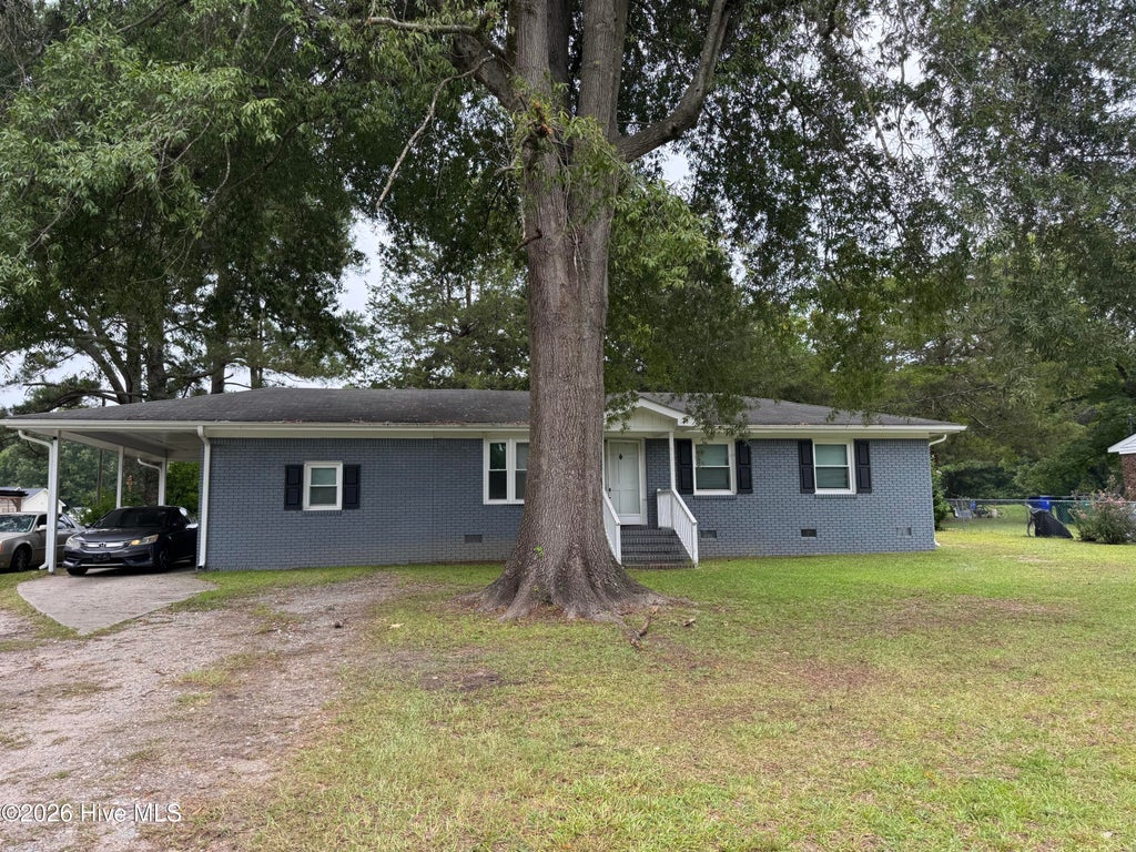 Photo of 614 E Cockrell Street, Nashville, NC 27856 (MLS # 100603096)
