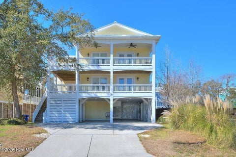 Homes For Sale - 107 SE 69th Street<br/> Oak Island, NC 28465