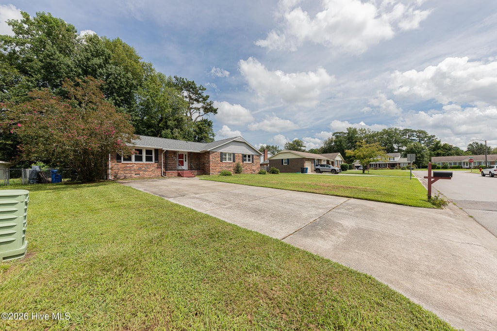 Photo of 102 Lionel Avenue, Jacksonville, NC 28540 (MLS # 100600838)