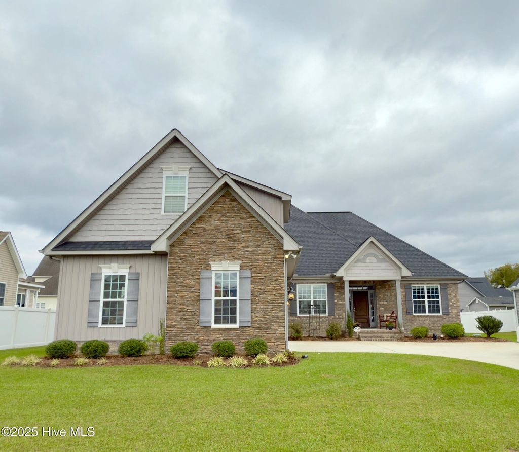 Photo of 2005 Southside Drive, Winterville, NC 28590 (MLS # 100536057)