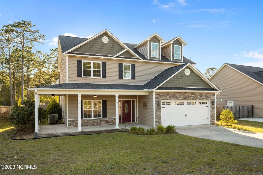Photo of 319 Inverness Drive, Hubert, NC 28539 (MLS # 100608677)