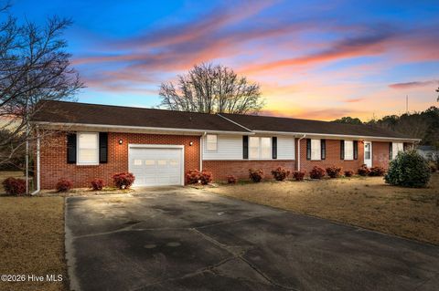 Homes For Sale - 685 Saint Joseph Street<br/> Grifton, NC 28530