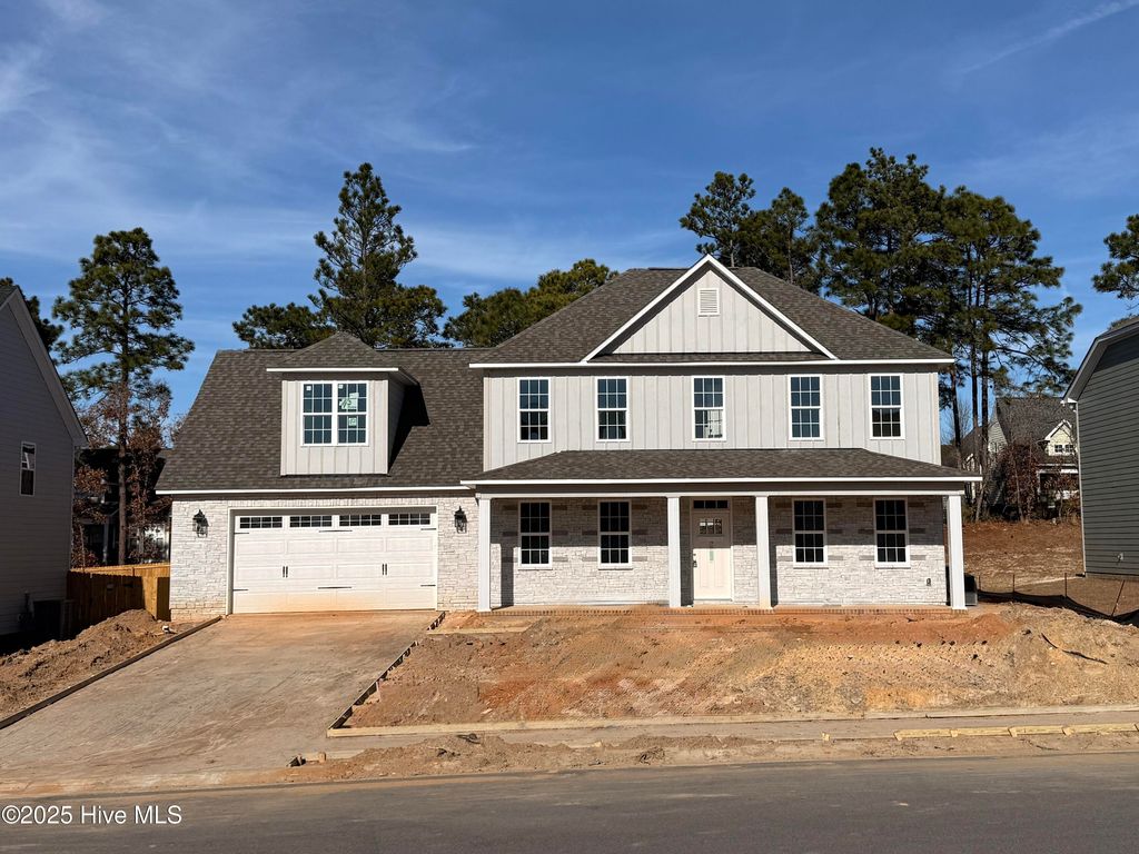 Photo of 640 Cresswell Moor Way, Fayetteville, NC 28311 (MLS # 100529979)