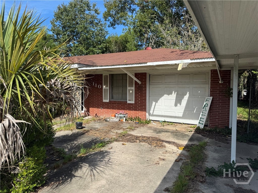 Photo of 110 Oglesby Avenue, Garden City, GA 31408 (MLS # SA366217)