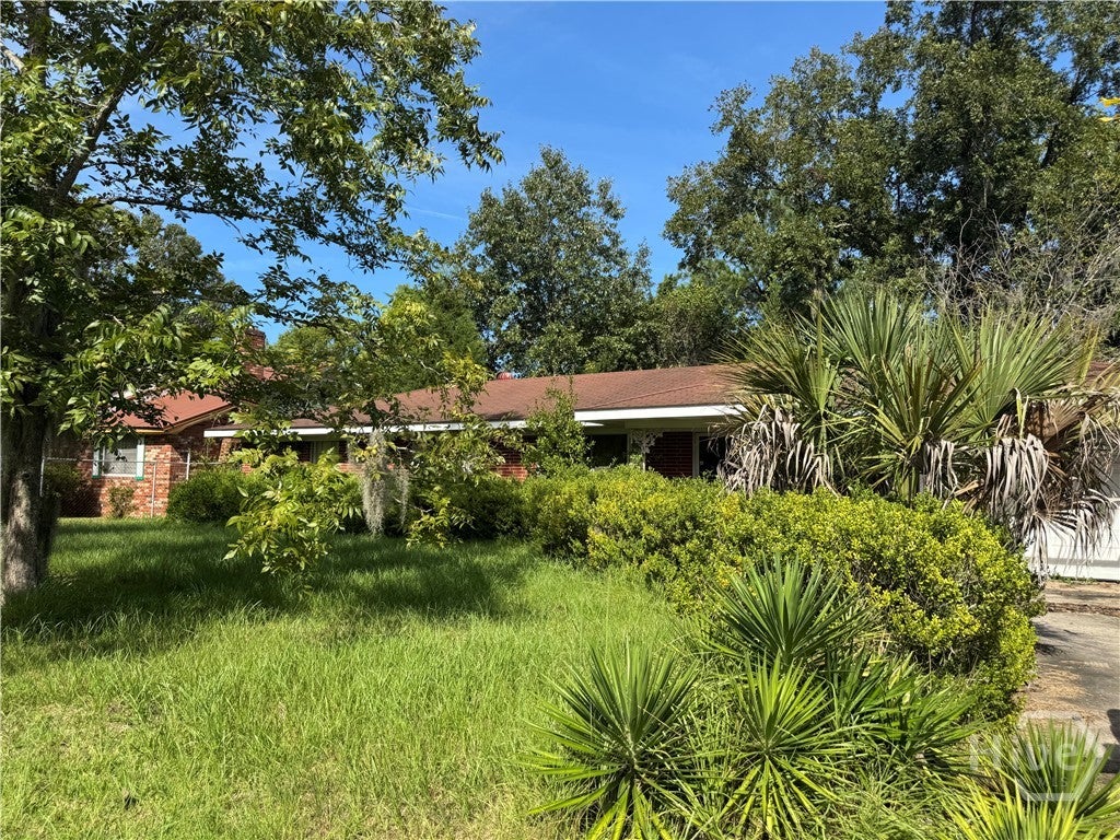 Photo of 110 Oglesby Avenue, Garden City, GA 31408 (MLS # SA366217)