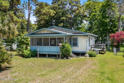 Photo of 504 36th Avenue S, North Myrtle Beach, SC 29582 (MLS # 100579130)