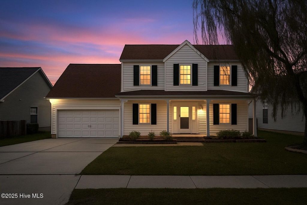 Photo of 322 Providence Drive, Jacksonville, NC 28546 (MLS # 100536928)