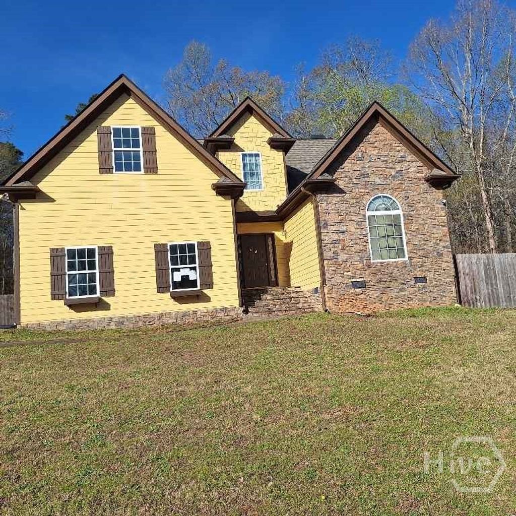 Photo of 226 Hidden Falls Drive, Hull, GA 30646 (MLS # CL352229)