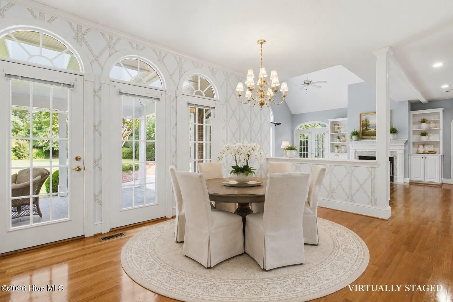 1107 Country Club Drive