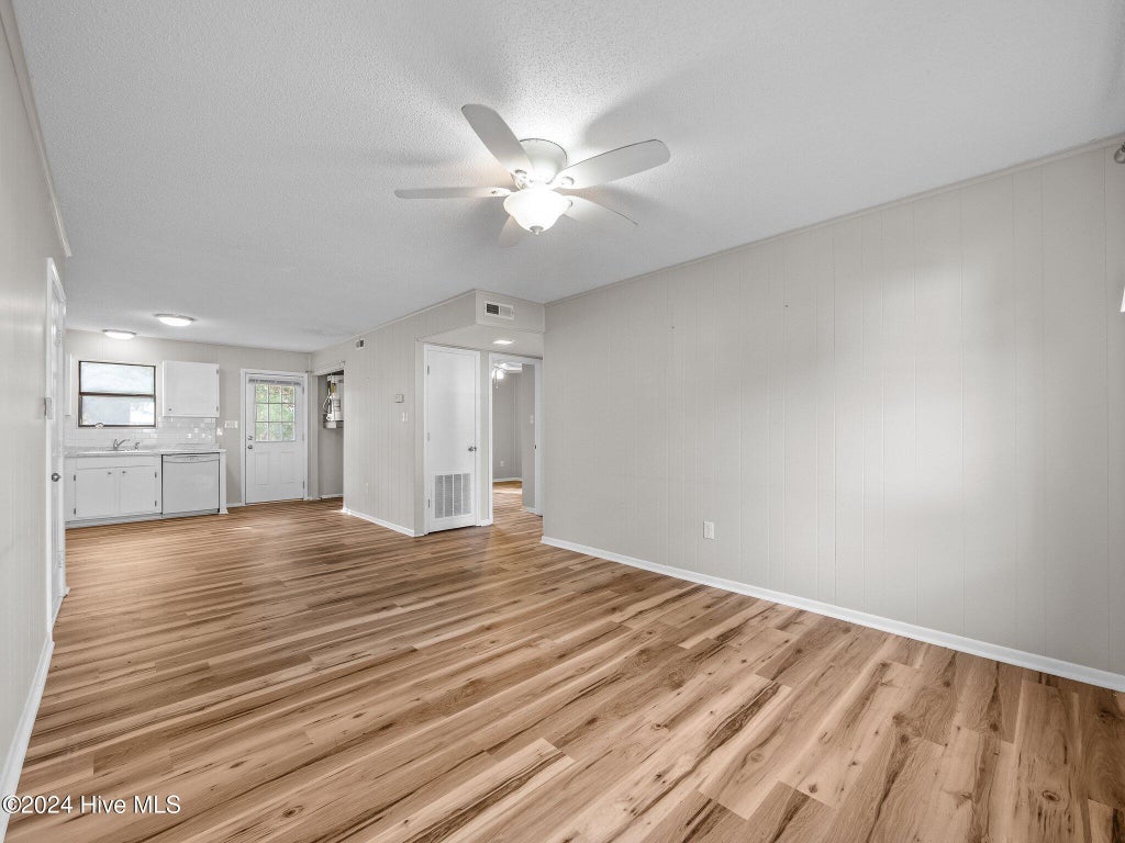 Photo of 101 Ravenwood Drive #B, Jacksonville, NC 28546 (MLS # 100587900)