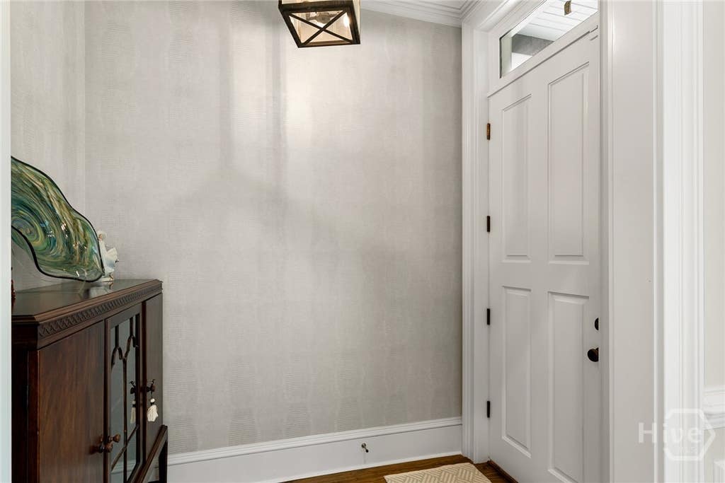 Photo of 105 E Gordon Street, Savannah, GA 31401 (MLS # SA362991)