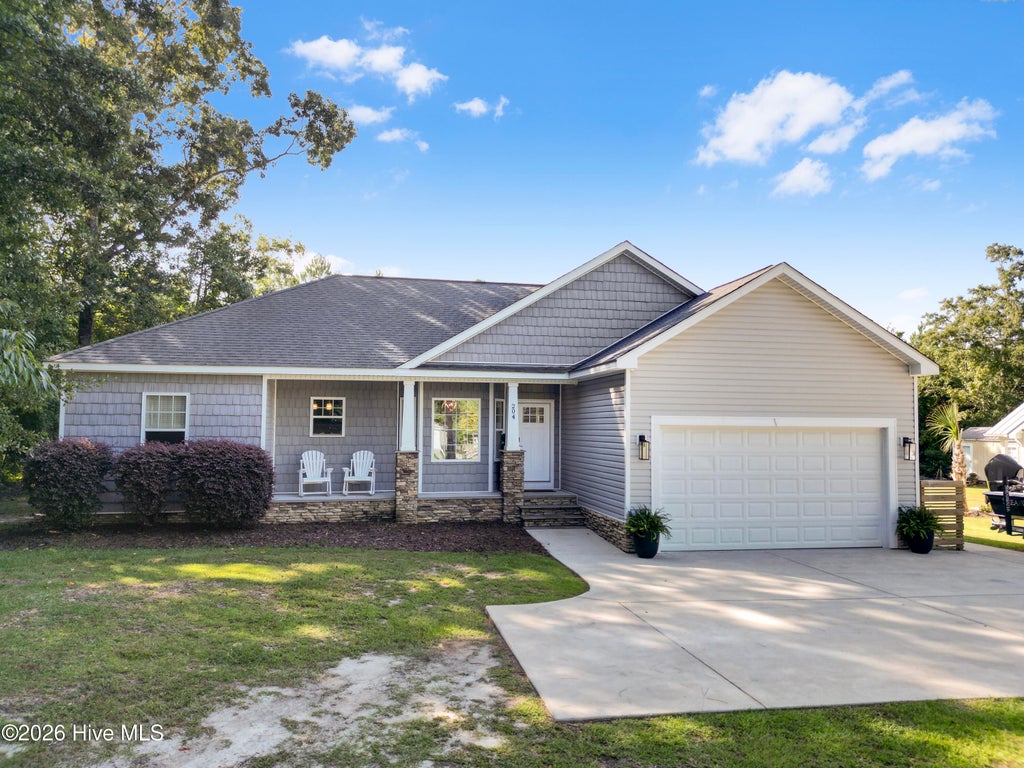 Photo of 204 Doe Ridge Road, Hampstead, NC 28443 (MLS # 100604255)