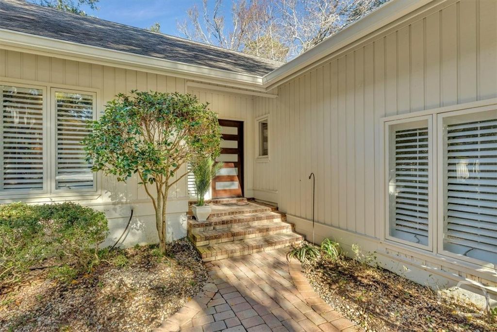 Photo of 2 Fox Meadow Circle, Savannah, GA 31411 (MLS # SA347138)