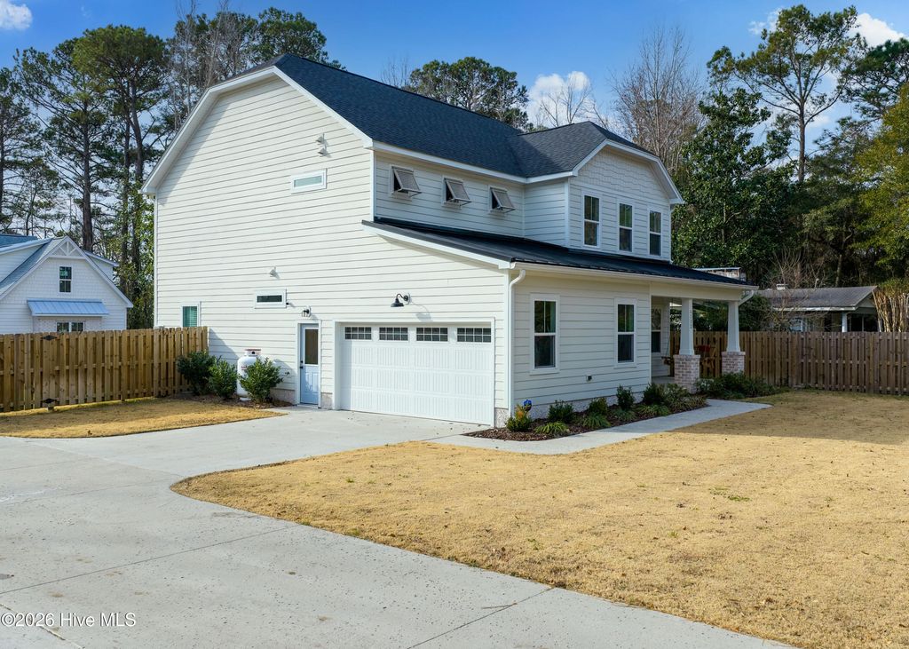 Photo of 6132 Bailey Buck Road, Wilmington, NC 28409 (MLS # 100548609)