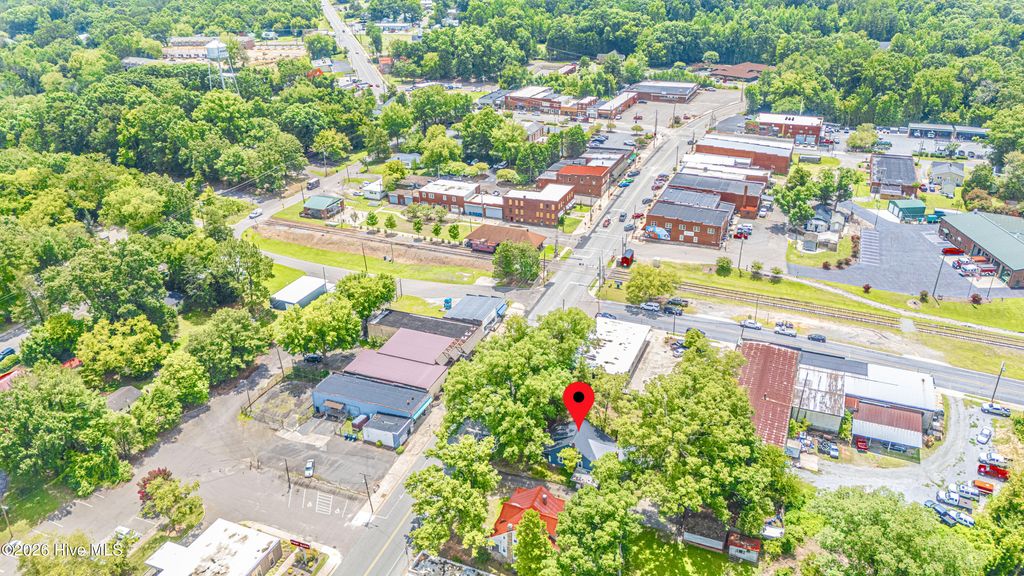 Photo of 131 N Middleton Street, Robbins, NC 27325 (MLS # 100591569)
