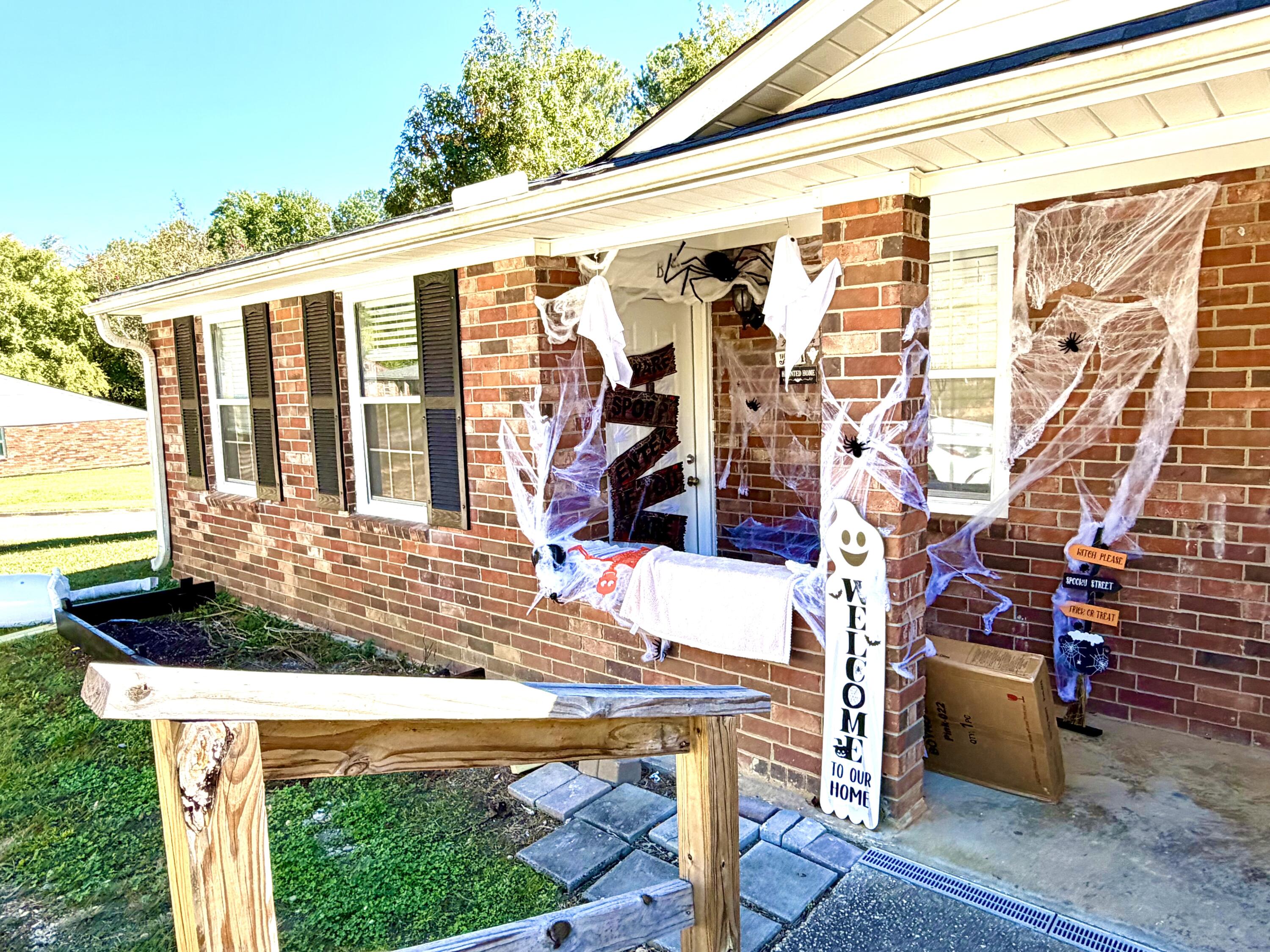 144 Stoneybrooks Place