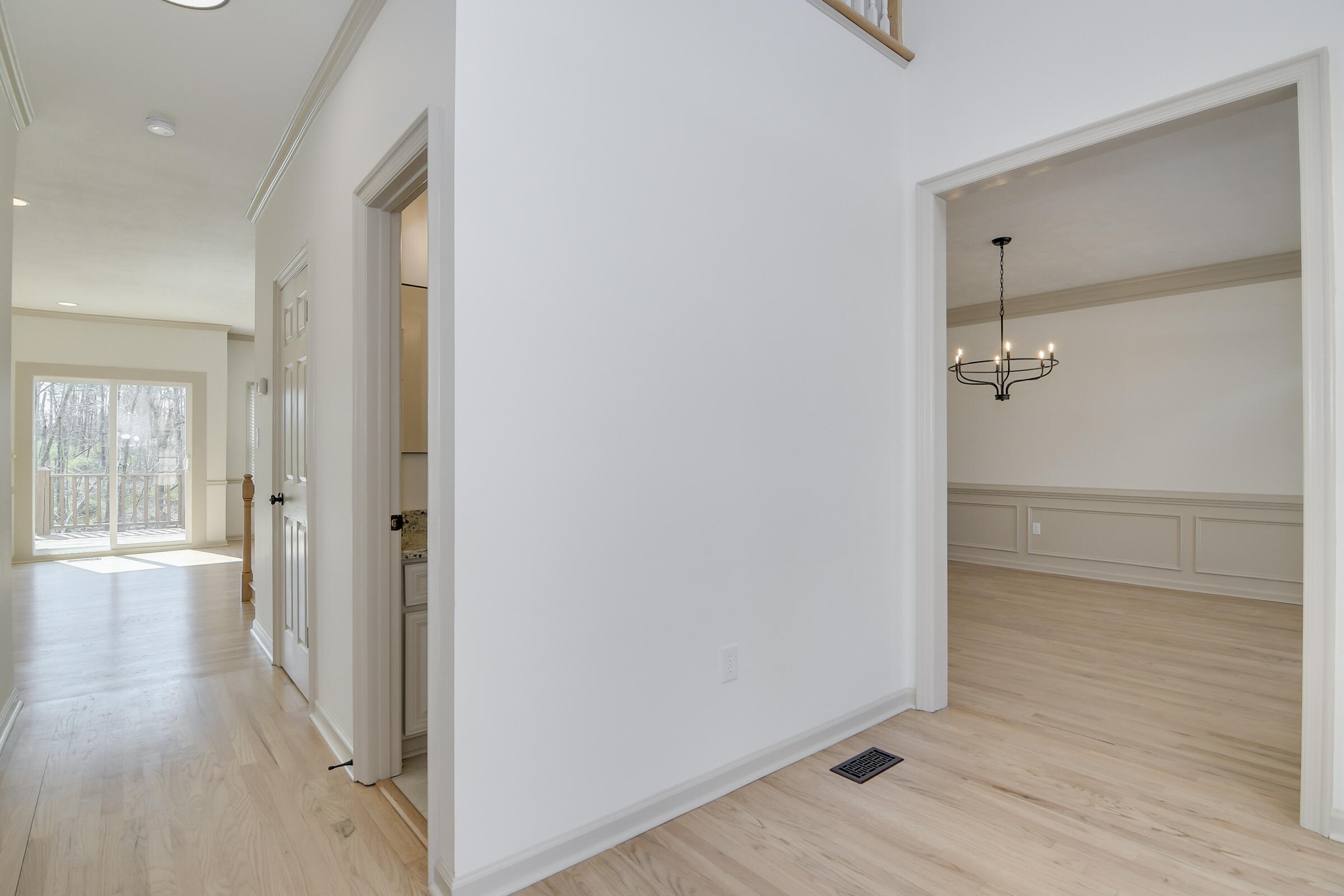 934 Deercrest Circle