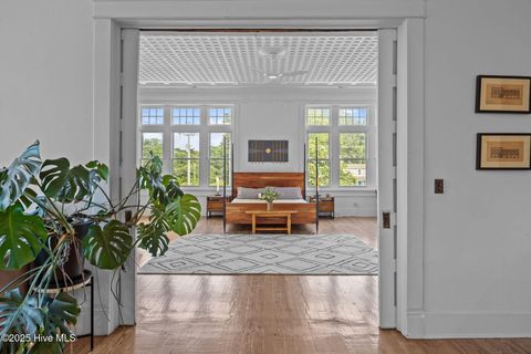 Homes For Sale - 522 W 1st Street<br/> Ayden, NC 28513