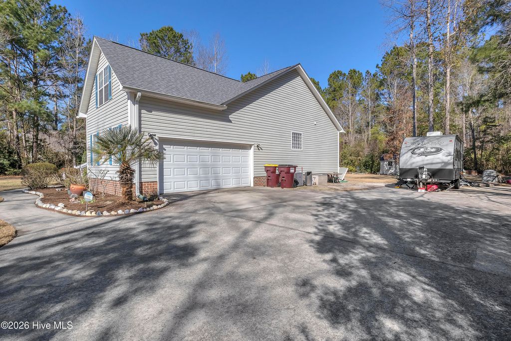 Photo of 109 Candlewood Drive, Hampstead, NC 28443 (MLS # 100561283)