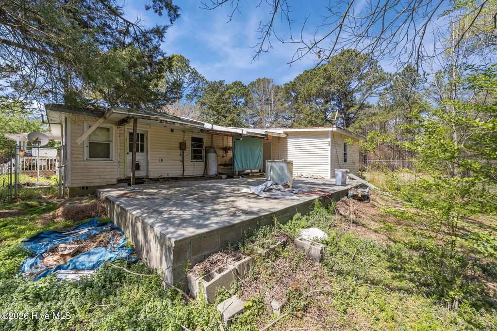 Photo of 8127 County Home Road, Ayden, NC 28513 (MLS # 100564854)