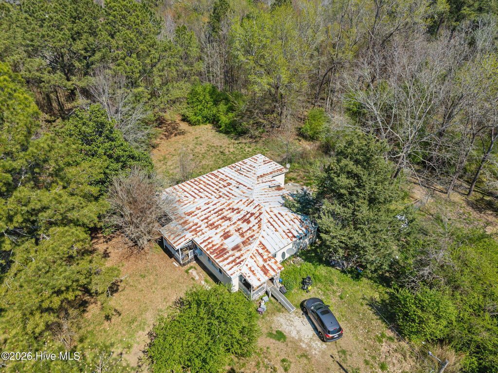 Photo of 8127 County Home Road, Ayden, NC 28513 (MLS # 100564854)