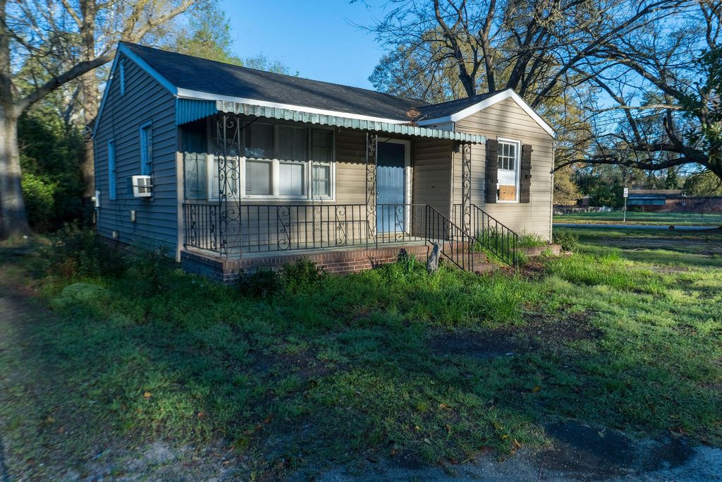 Photo of 1871 Kissingbower Road, Augusta, GA 30904 (MLS # 553692)