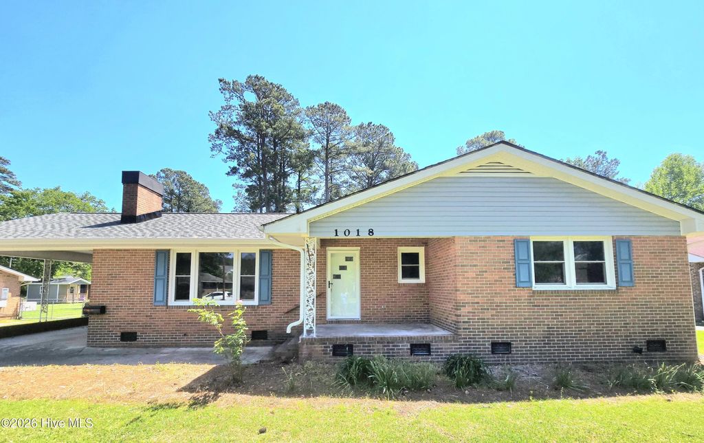 Photo of 1018 Karen Drive, New Bern, NC 28562 (MLS # 100567550)