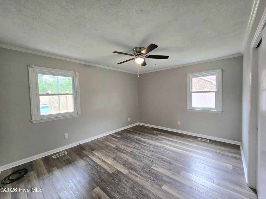 Photo of 1018 Karen Drive, New Bern, NC 28562 (MLS # 100567550)