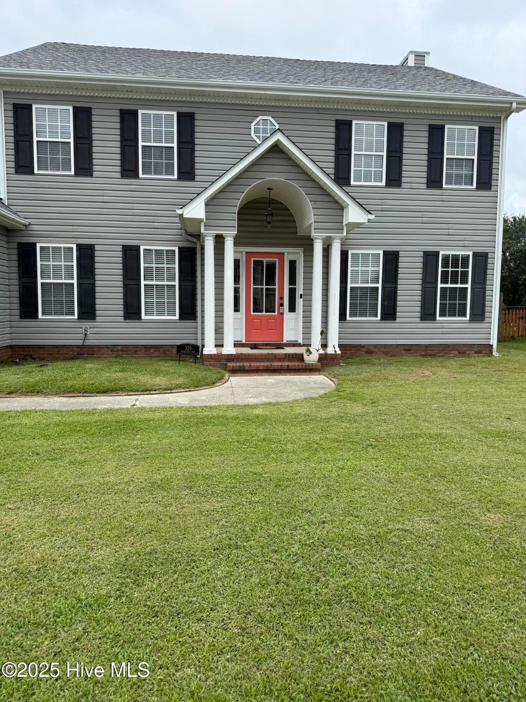 Photo of 329 Iverleigh Lane, Jacksonville, NC 28540 (MLS # 100524146)