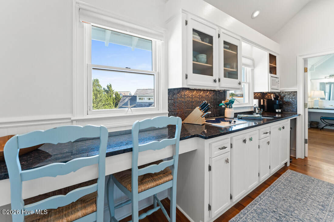 21 Keelson Row 9c