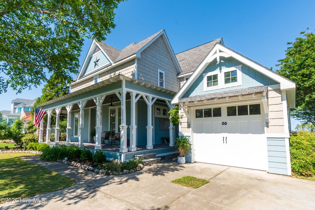 Photo of 178 Mariners Way, Moyock, NC 27958 (MLS # 100573952)