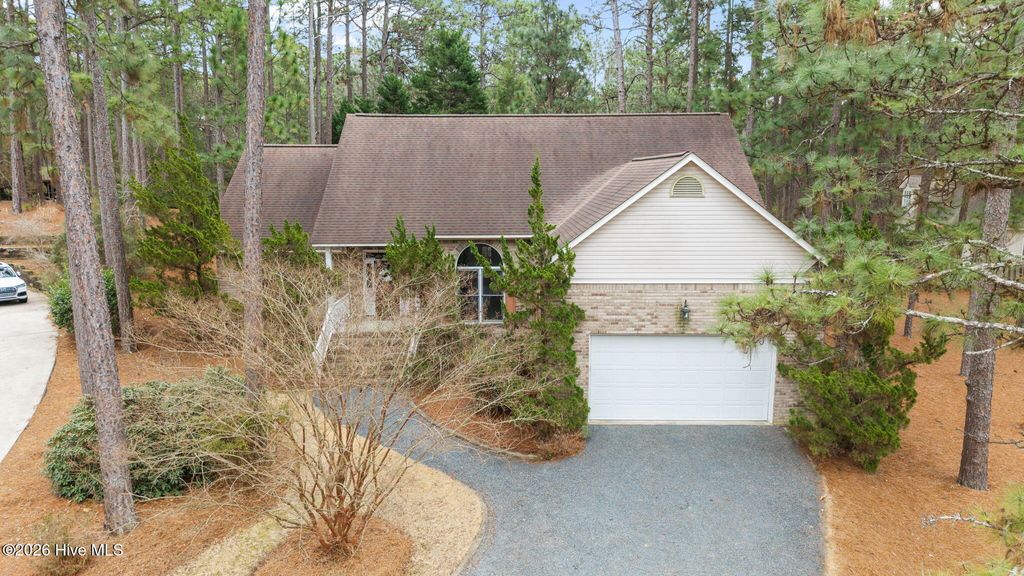 Photo of 12 Chestnut Court, Pinehurst, NC 28374 (MLS # 100558062)