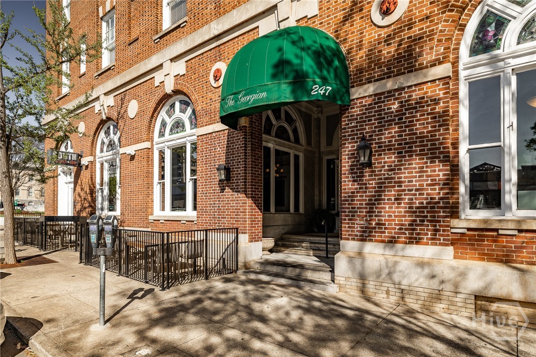 247 E Washington Street 308