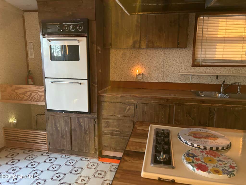 Photo of 15303 Pea Bridge Road, Laurinburg, NC 28352 (MLS # 100591833)