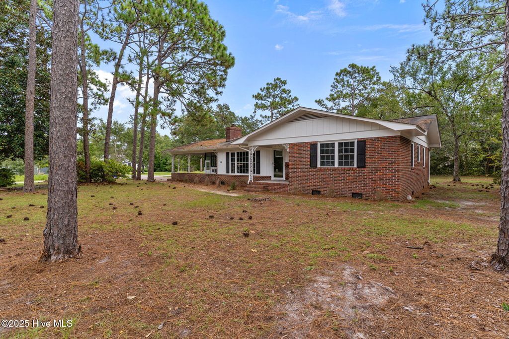 Photo of 198 E Boiling Spring Road, Southport, NC 28461 (MLS # 100529957)