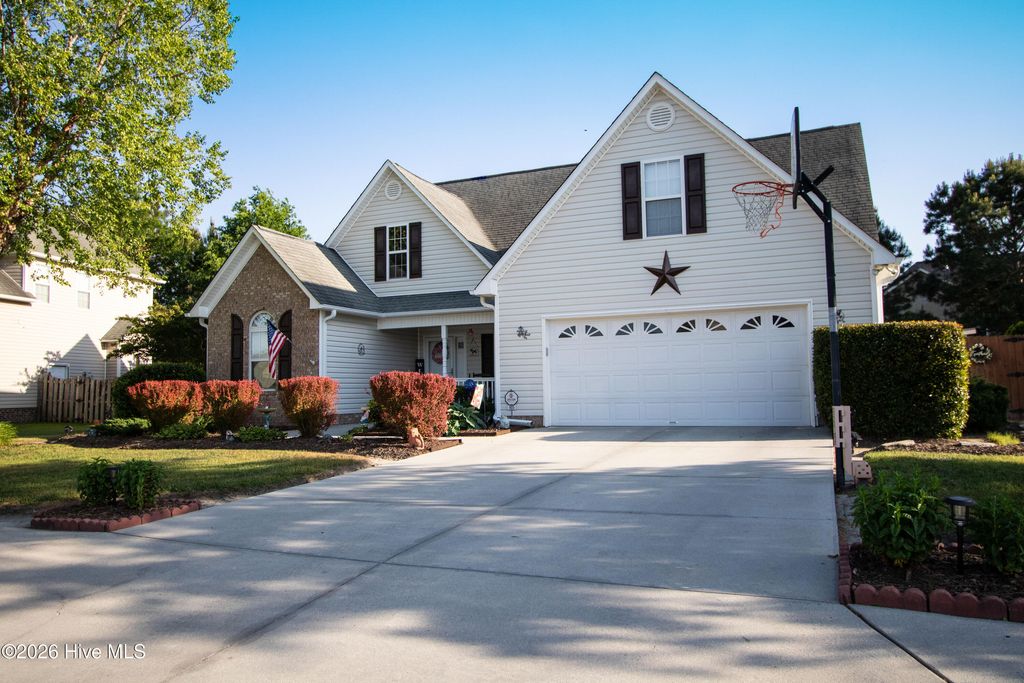 Photo of 405 Brunswick Drive, Jacksonville, NC 28546 (MLS # 100569230)