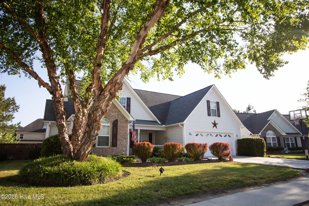 Photo of 405 Brunswick Drive, Jacksonville, NC 28546 (MLS # 100569230)