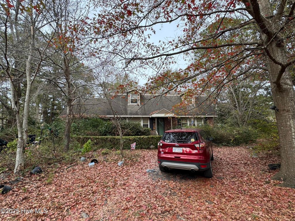 Photo of 800 Little John Avenue, Jacksonville, NC 28546 (MLS # 100544734)