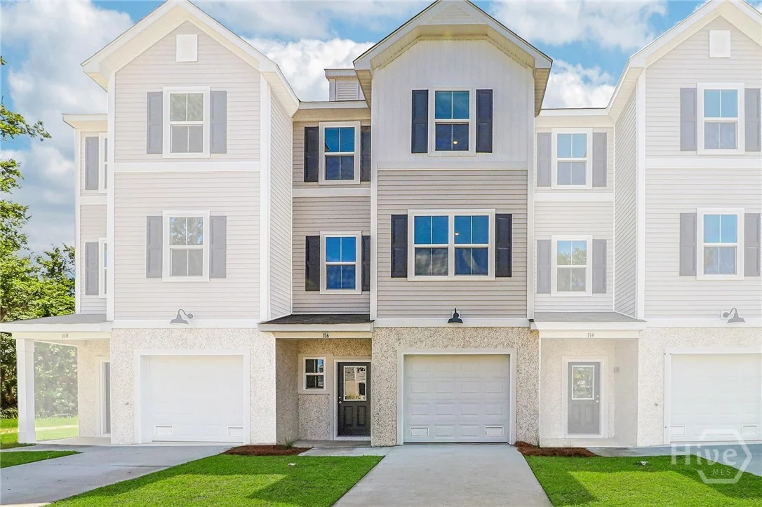 20 Hidden Pointe Drive