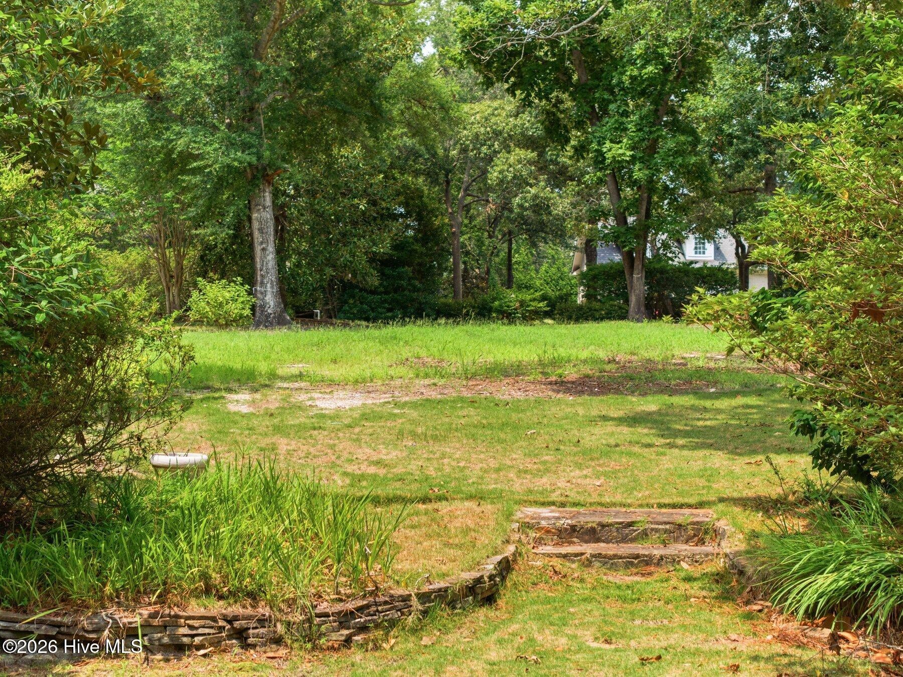 813 Gull Point Road