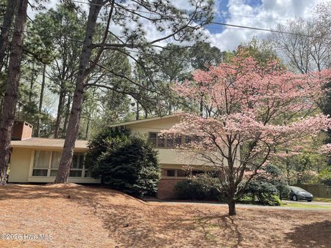 Homes For Sale - 957 Sandavis Road<br/> Moore County, Southern Pines, NC 28387