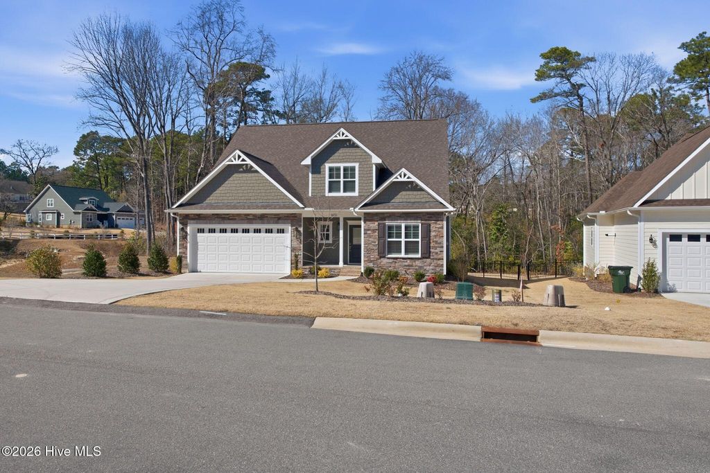 Photo of 605 Jumper Court, Southern Pines, NC 28387 (MLS # 100555823)